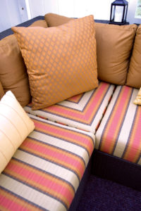 Photo 4: Mitered corner cushion detail.